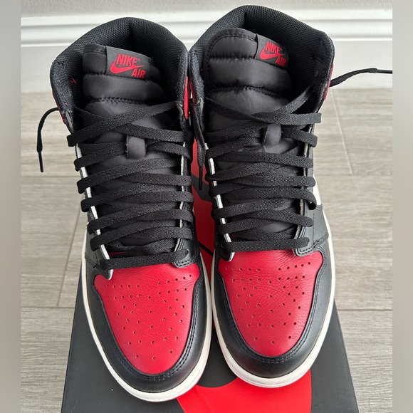 Air Jordan 1 Retro High OG Bred Toe 555088-610 Gym Red Black Summit White Sz 12 main image 4